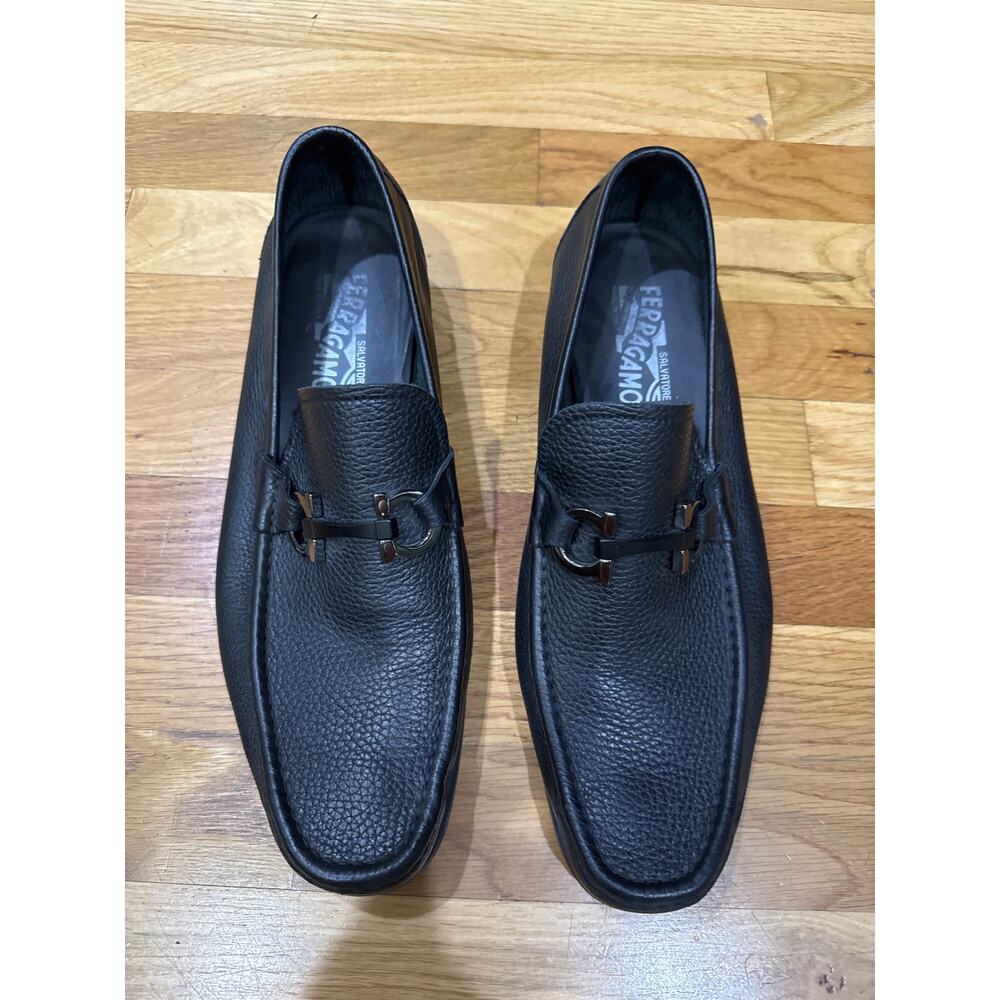 Salvatore Ferragamo Grandioso Grained Calfskin Gancini Loafers Size 10.5 EE